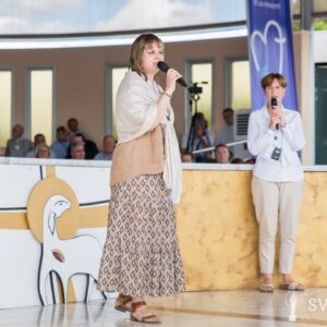 Svedectvo Emmanuelle Perrone z Talianska. Mladifest, Medžugorie 03.08.2019