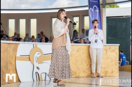 Svedectvo Emmanuelle Perrone z Talianska. Mladifest, Medžugorie 03.08.2019