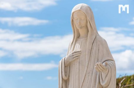 Posolstvo Panny Márie, Kráľovnej pokoja 25. apríl 2022, cez vizionárku Mariju Lunettiovú
