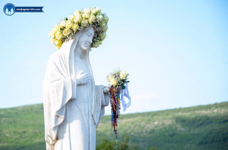 Posolstvo Panny Márie, Kráľovnej pokoja, 25. júna 2022, cez vizionárku Mariju Lunettiovú