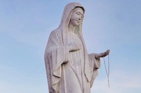 Ukončenie 33-dňových duchovných cvičení 8.12.1025